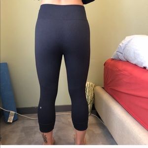 Lululemon leggings worn 2x only! Price firm